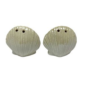 Seashell Set of 2 Salt & Pepper Shaker
